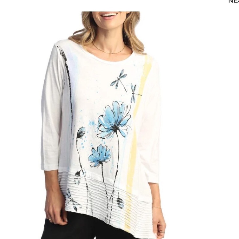 NEW Jess & Jane OS Small White Cotton Floral Dragonfly Pintuck Hem Top
